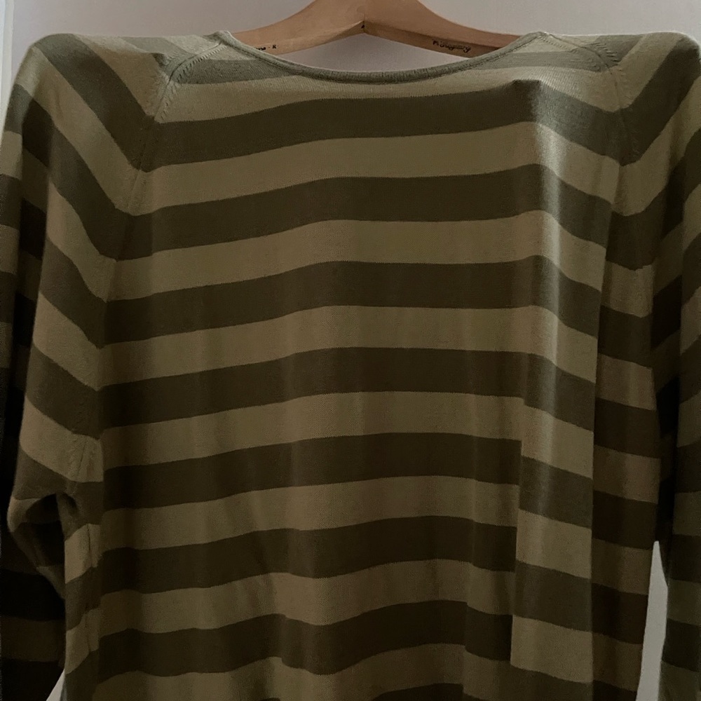 Italialtempo Italian Sweater in two tones of green stripes